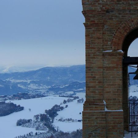 Agriturismo Pozzuolo Serrungarina Екстер'єр фото