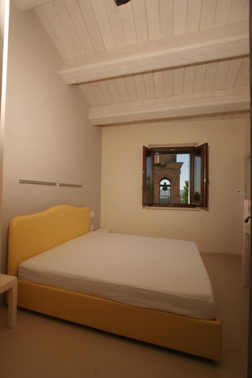 Agriturismo Pozzuolo Serrungarina Номер фото