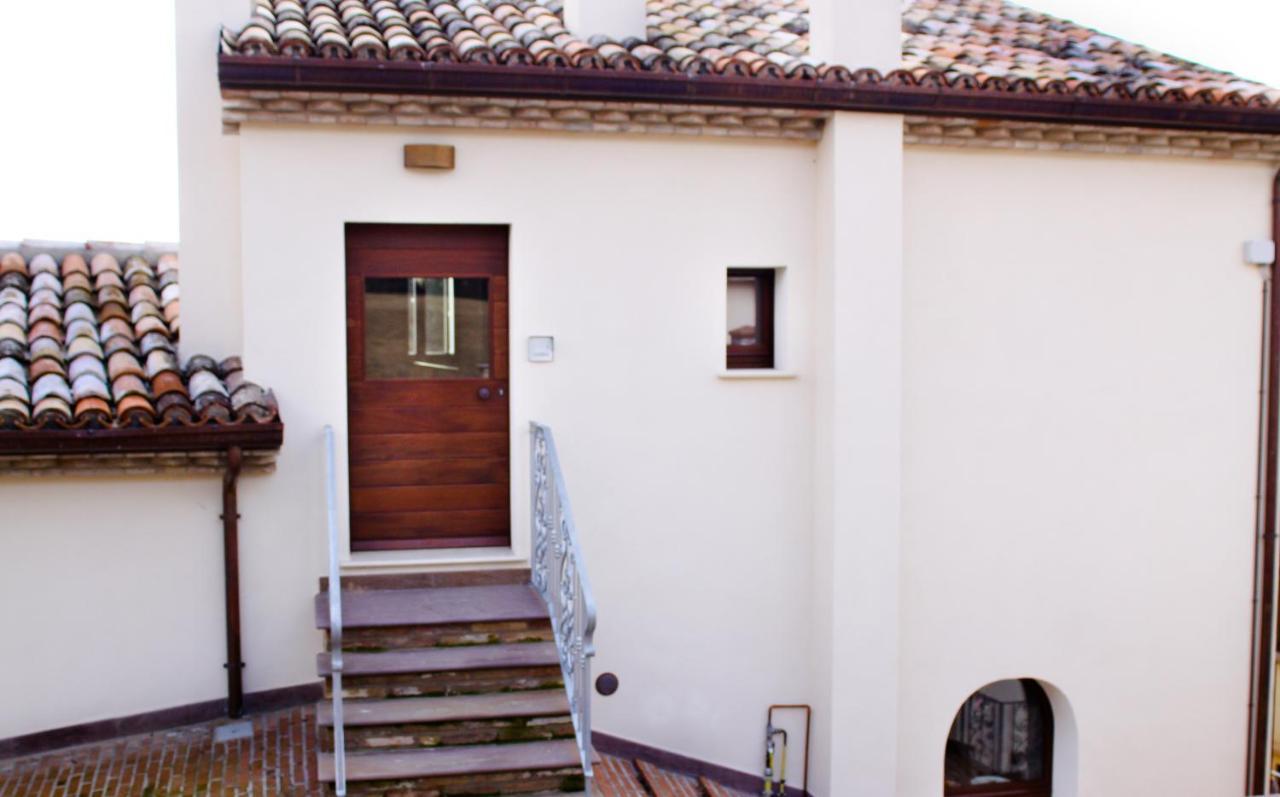 Agriturismo Pozzuolo Serrungarina Екстер'єр фото